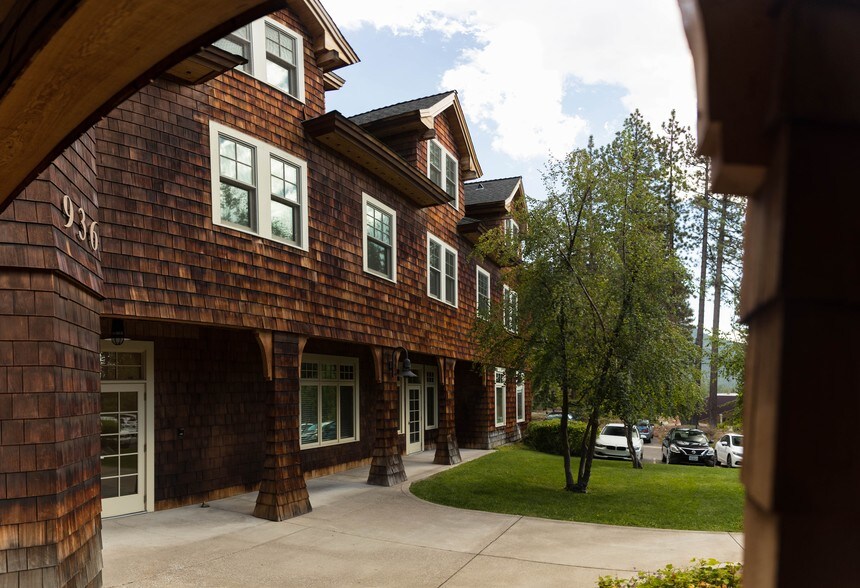 More Photos Of 932-936 Southwood Blvd, Incline Village Loft Creative Space For Lease