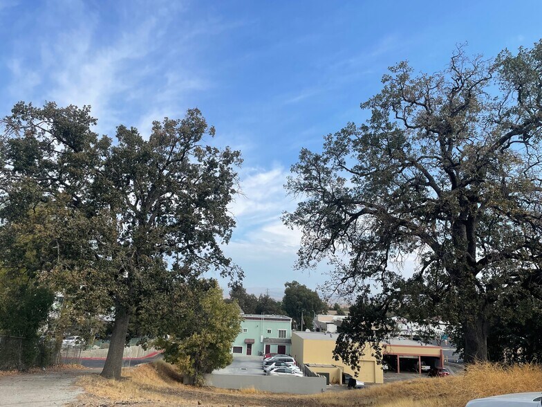 More Photos Of 23452 Lyons Ave, Santa Clarita Land For Sale