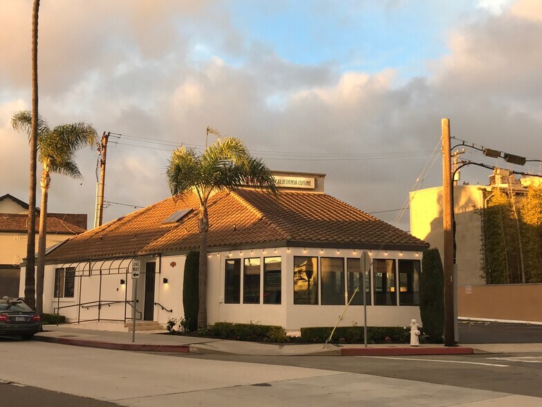 2900 Newport Blvd, Newport Beach, CA 92663 Retail For Lease