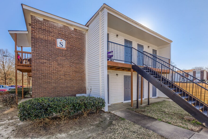 More Photos Of 850 Lindbergh Dr, Jackson Multifamily For Sale