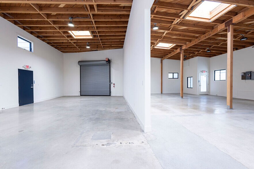 Primary Photo Of 5131-5137 W Jefferson Blvd, Los Angeles Warehouse For Lease