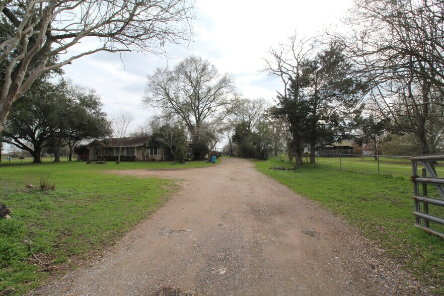 More Photos Of 30501 Washington St, Waller Land For Sale