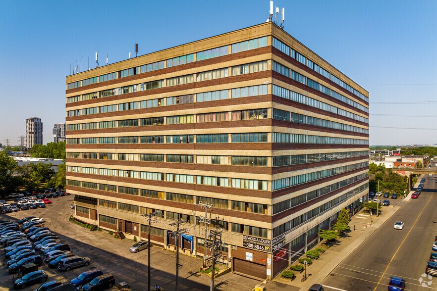 Primary Photo Of 9600-9630 Rue Meilleur, Montréal Industrial For Lease