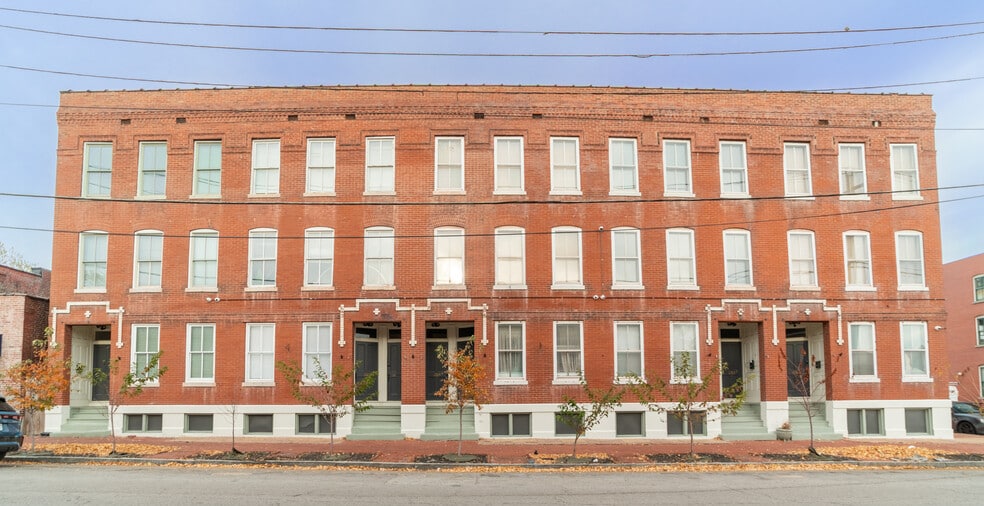 Primary Photo Of 1701-1709 S 9th St, Saint Louis Apartments For Sale