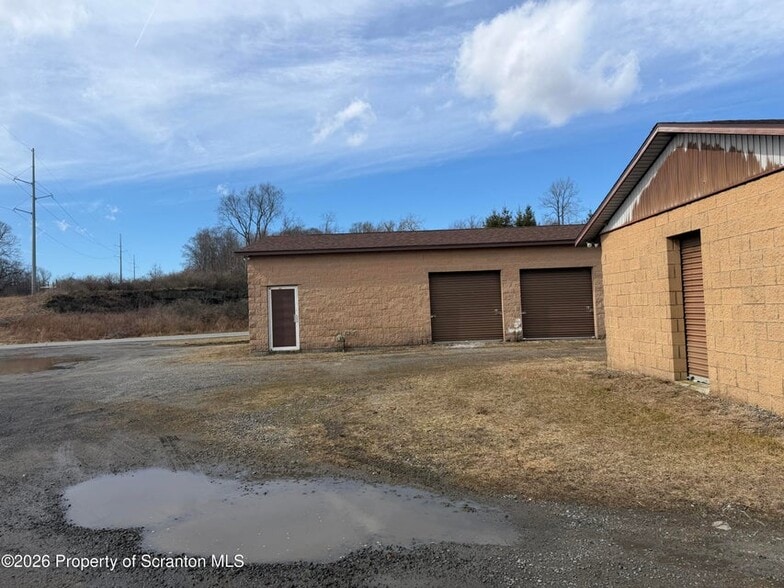 More Photos Of 25 Dennis Rd, Scott Township Self Storage For Sale