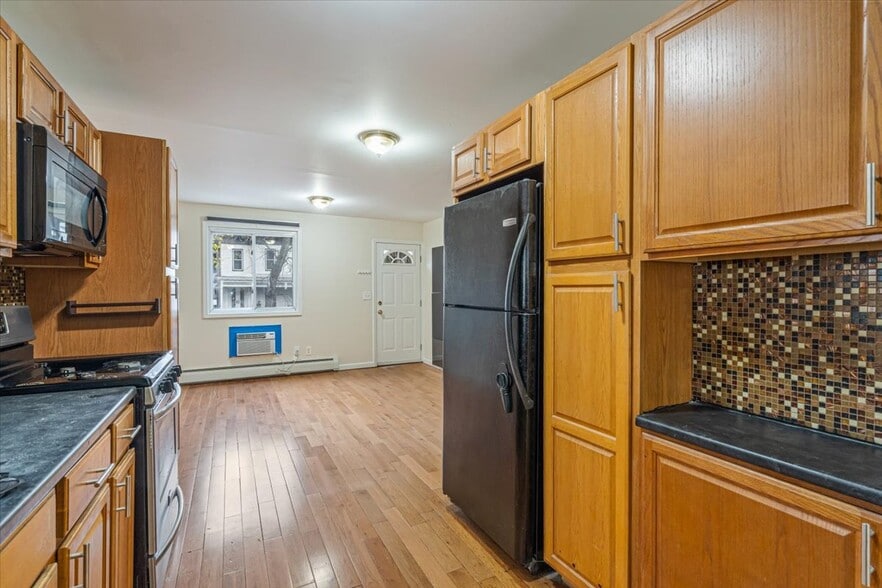 More Photos Of 414 Franklin Ave, Brooklyn Apartments For Sale
