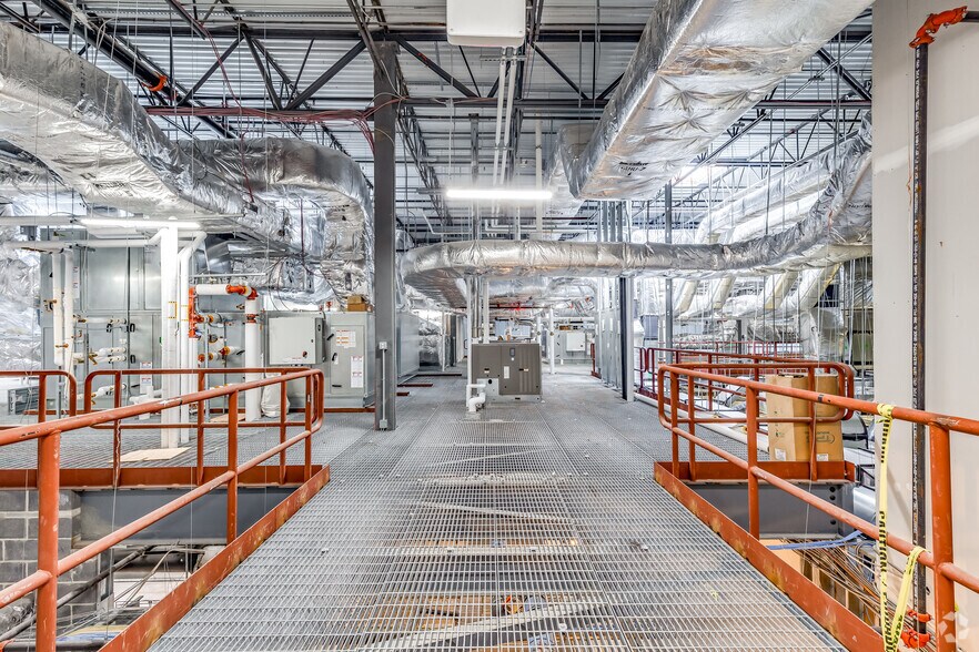 More Photos Of 4931 Executive Ct S, Frederick Unknown For Lease