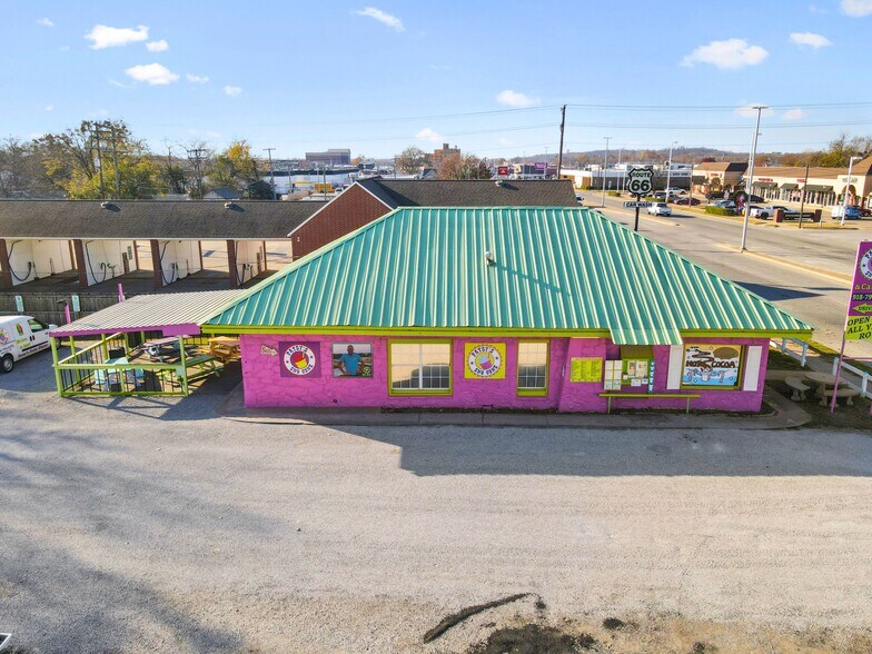 More Photos Of 510 N Lynn Riggs Blvd, Claremore Office Residential For Sale