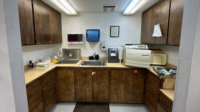 More Photos Of 301 SW Belair Dr, Clatskanie Medical For Sale