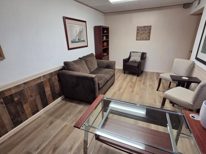 More Photos Of 5588 N Palm Ave, Fresno Office For Lease