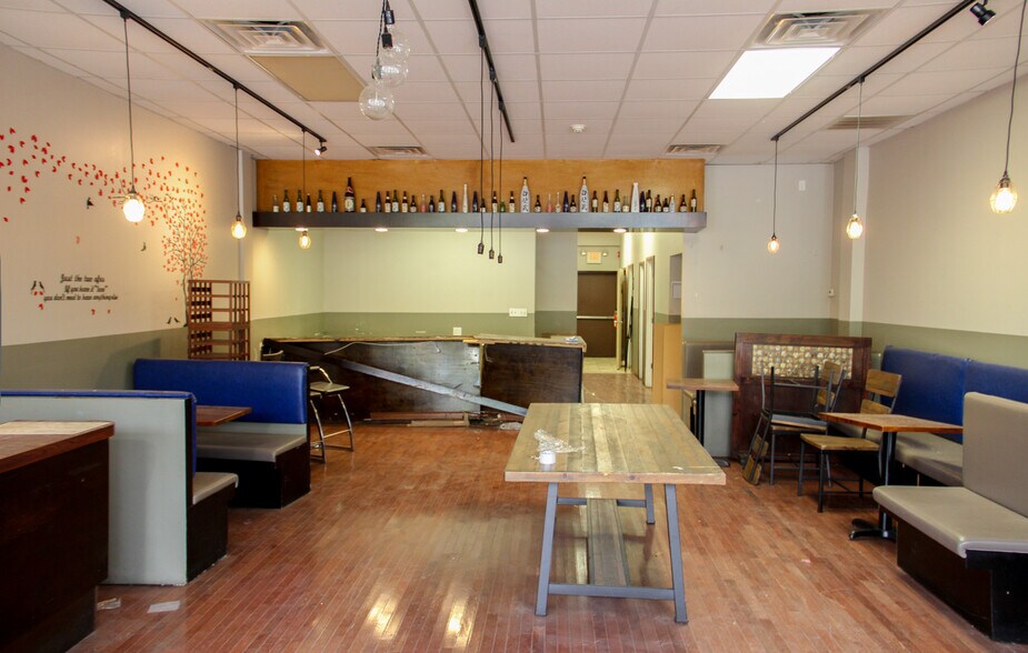 More Photos Of 59-71 Orange Tpke, Sloatsburg Storefront For Lease