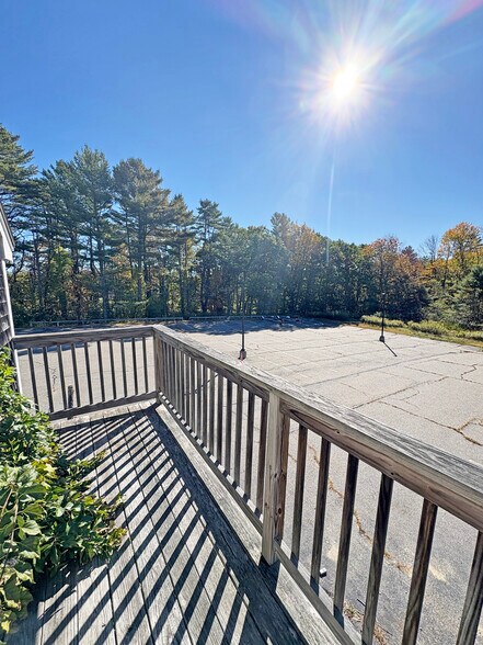 More Photos Of 187 Lower Main St, Freeport Restaurant For Sale