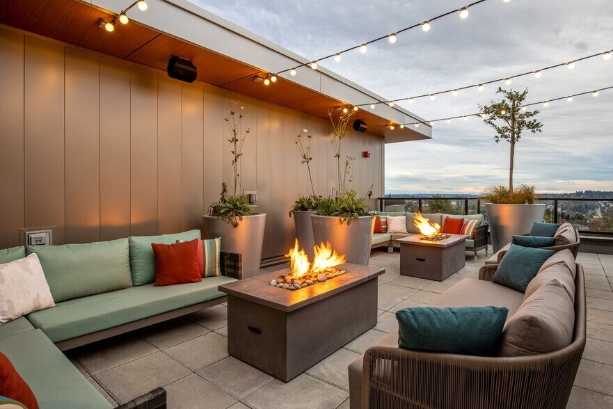 More Photos Of 2309 S Jackson St, Seattle Apartments For Lease