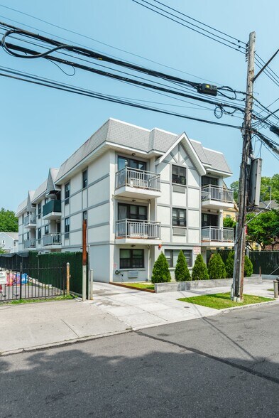 More Photos Of 164-11 Highland Avenue, Jamaica Apartments For Sale