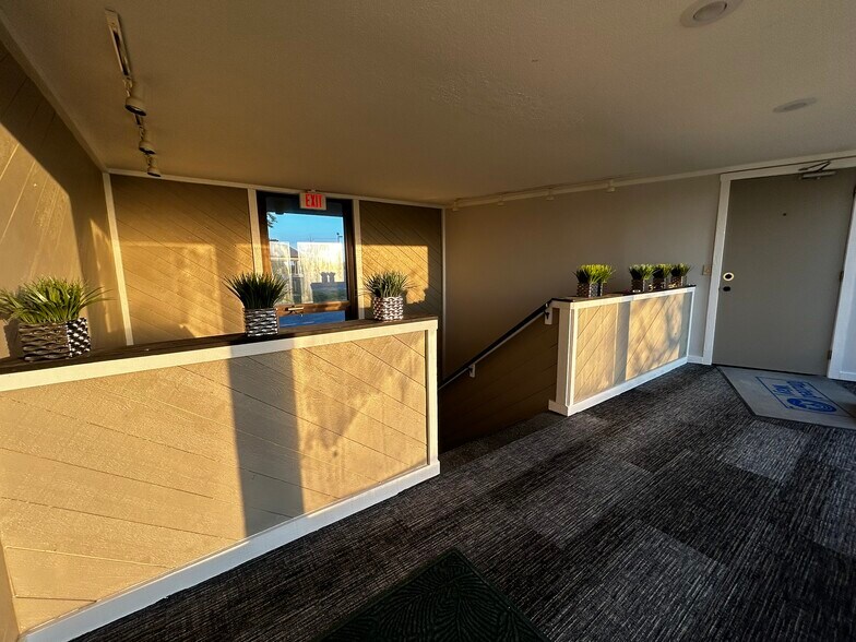 More Photos Of 6820 Roosevelt Ave, Middletown Medical For Lease