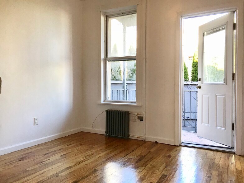 More Photos Of 33 Withers St, Brooklyn Apartments For Sale