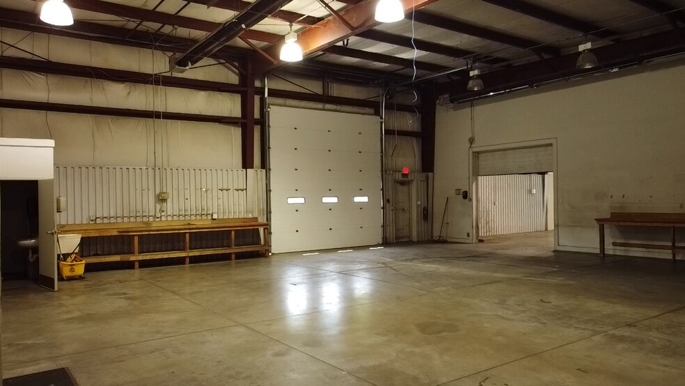 More Photos Of 4232 Earth Dr, Fort Wayne Warehouse For Sale