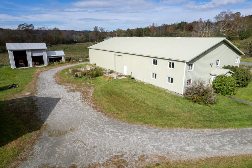 More Photos Of 4 Whitman Rd, Stephentown Sports And Entertainment For Sale