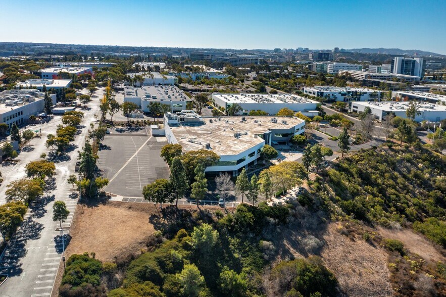 More Photos Of 10455 Pacific Center Ct, San Diego Research And Development For Lease