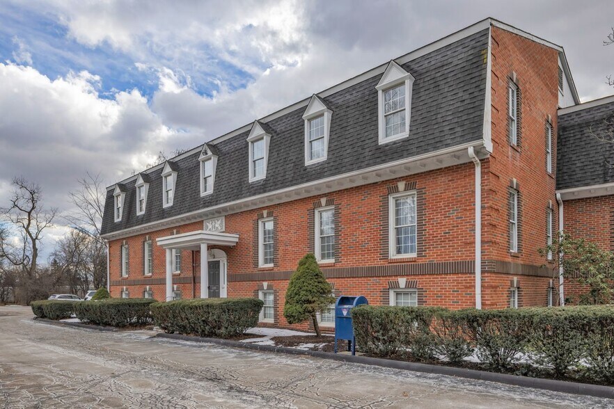 More Photos Of 1106 Ohio River Blvd, Sewickley Office For Sale