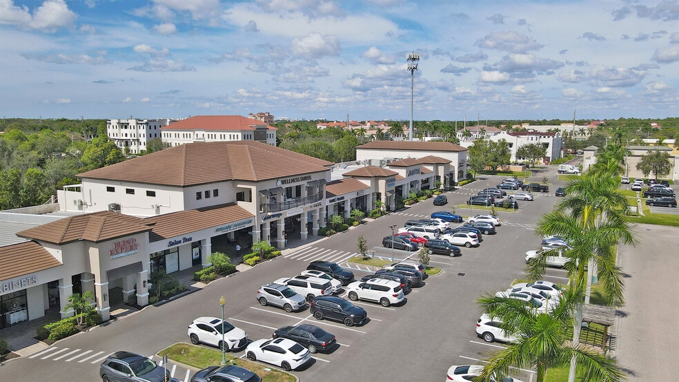 More Photos Of 7935 Airport Pulling Rd, Naples General Retail For Lease