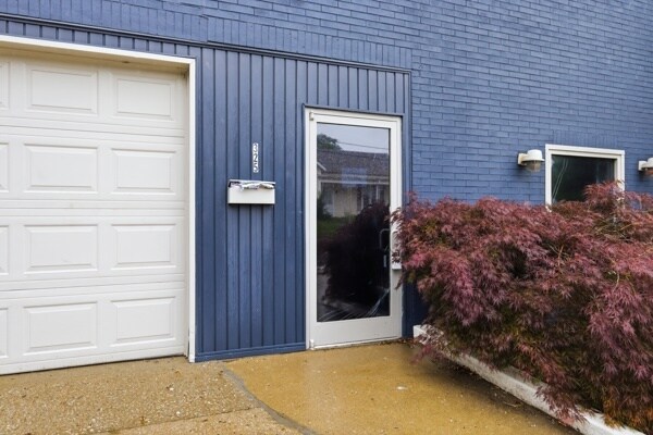 More Photos Of 325 W Main St, Lebanon Office Residential For Sale