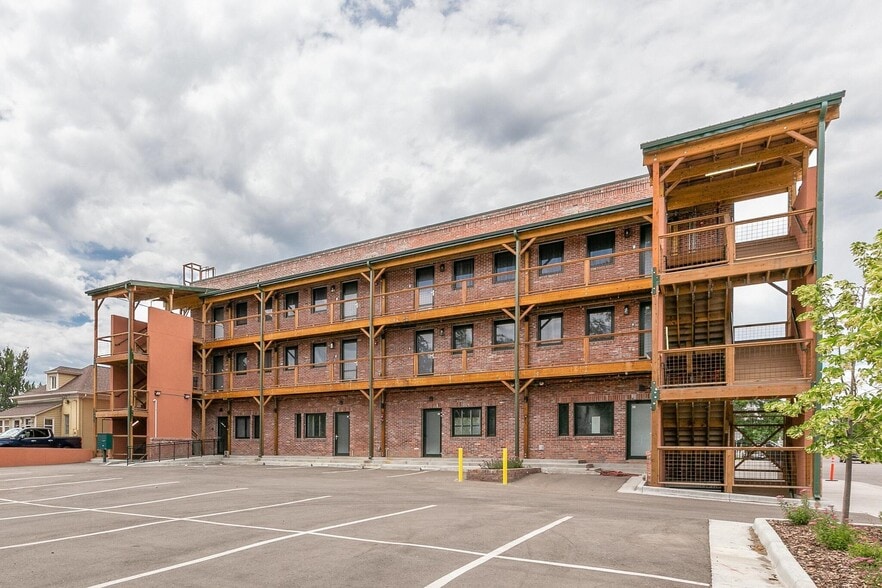 More Photos Of 3800 S Broadway, Englewood Apartments For Lease