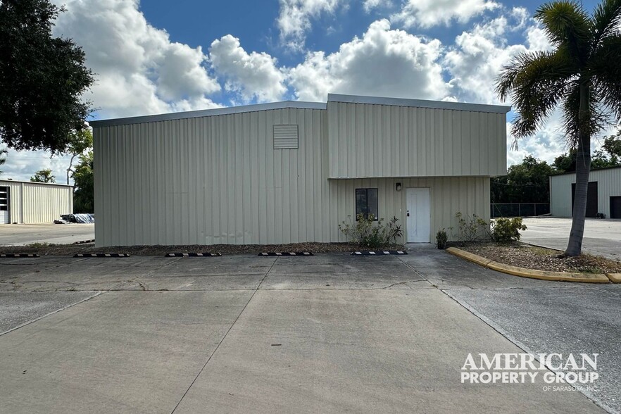 Primary Photo Of 6721 33rd St, Sarasota Warehouse For Sale