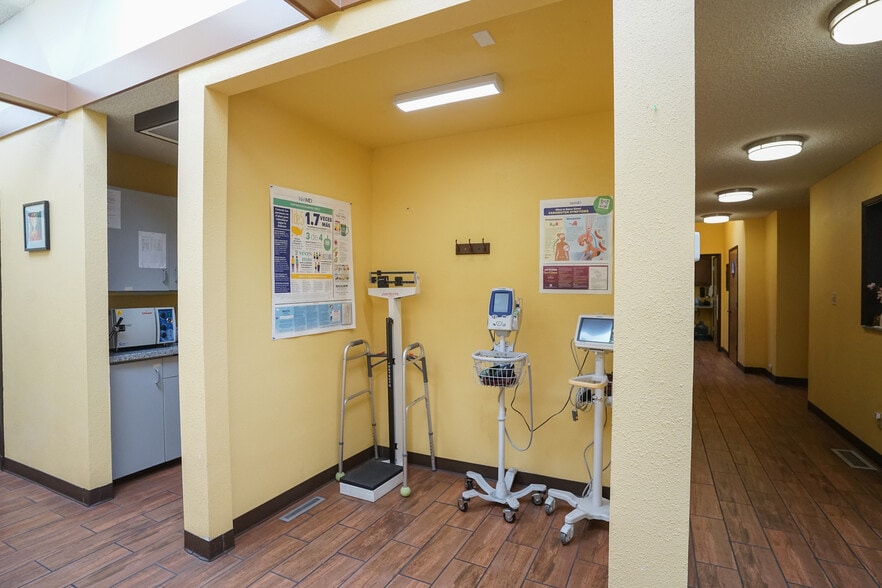 More Photos Of 1060-1080 Delbon Ave, Turlock Medical For Lease