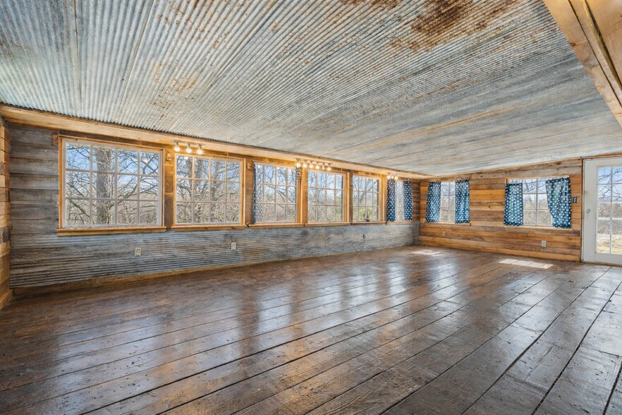 More Photos Of 40082 County Road 591, Jay Apartments For Sale