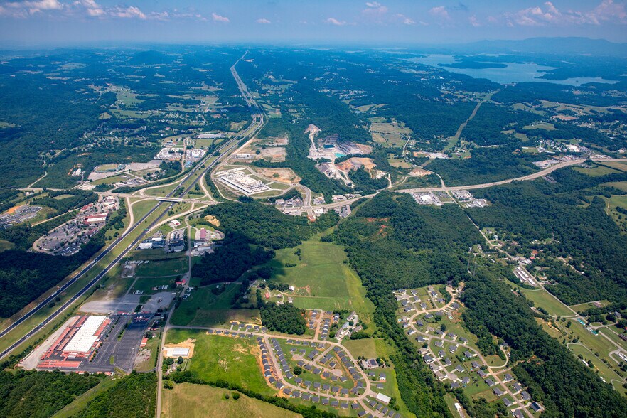 More Photos Of 3411 Winfield Dunn Pky, Kodak Land For Sale