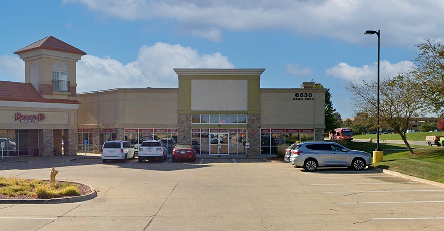 Primary Photo Of 6630 Mills Civic Pky, West Des Moines Freestanding For Lease