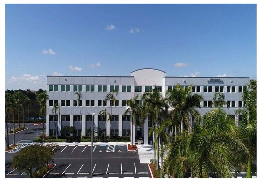 More Photos Of 2500 Weston Rd, Weston Unknown For Lease