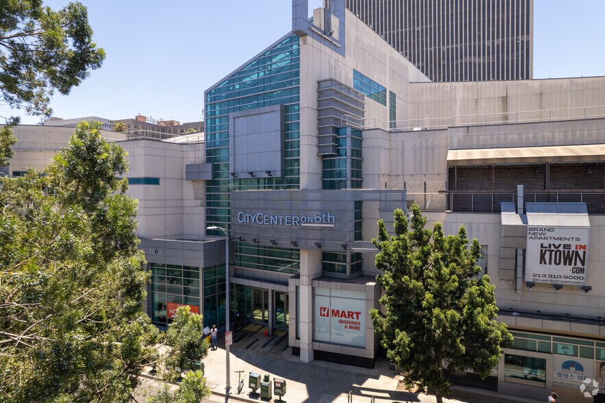 More Photos Of 3500 W 6th St, Los Angeles Storefront For Lease