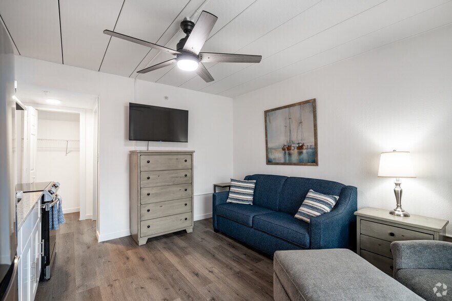 More Photos Of 1305 Washington Ave, Bay City Apartments For Sale