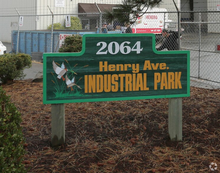 More Photos Of 2064 W Henry Ave, Sidney Light Manufacturing For Sale
