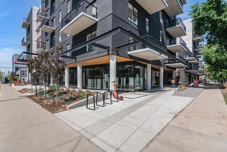 More Photos Of 12322 102 Av NW, Edmonton Apartments For Lease