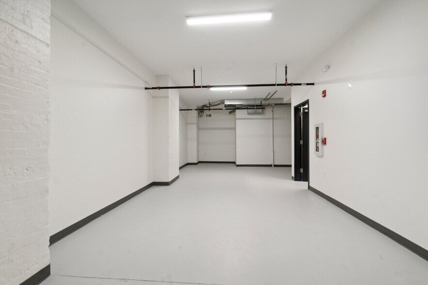 More Photos Of 301-303 N Howard St, Baltimore Multifamily For Sale