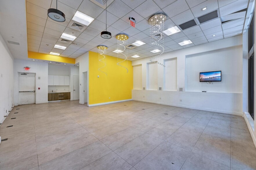 More Photos Of 301 Altara Ave, Coral Gables Apartments For Sale