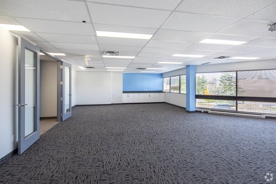 More Photos Of 87 Skyway Ave, Toronto Unknown For Lease