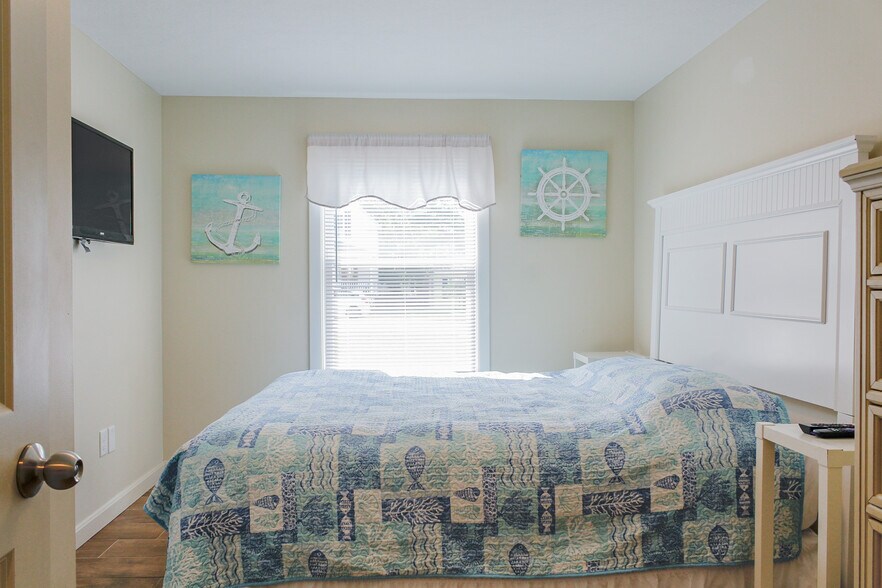 More Photos Of 105 Union Ave, Old Orchard Beach Apartments For Sale