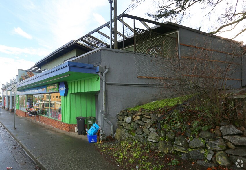 More Photos Of 1545 Fort St, Victoria General Retail For Lease
