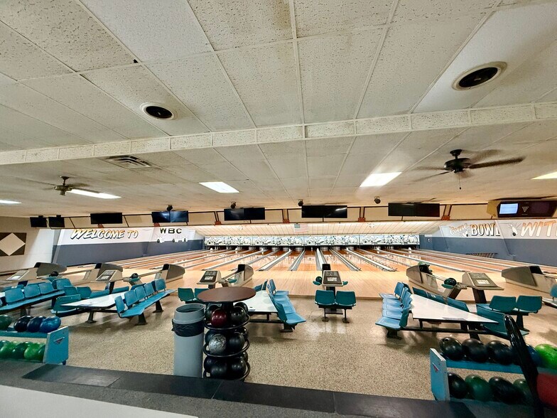 More Photos Of 915 E Boulevard, Williamston Bowling Alley For Sale