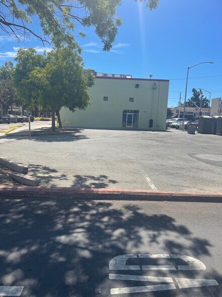 More Photos Of 7500 Monterey Rd, Gilroy Freestanding For Sale