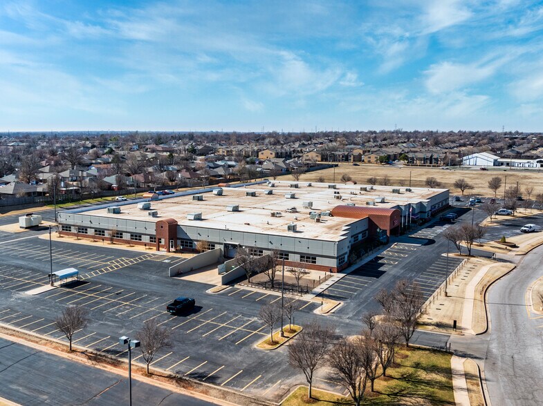 More Photos Of 7800 NW 85th Ter, Oklahoma City Medical For Lease