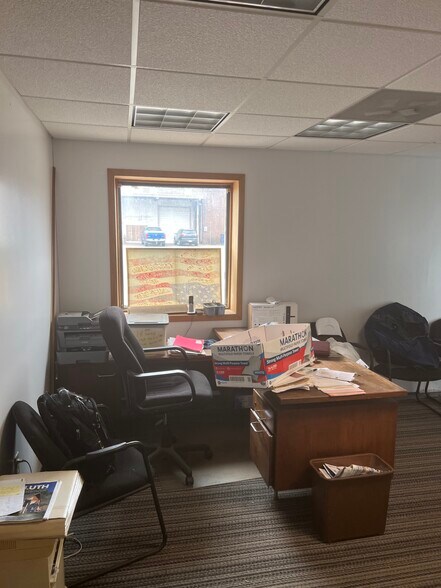 More Photos Of 350 Garfield Ave, Duluth Warehouse For Lease