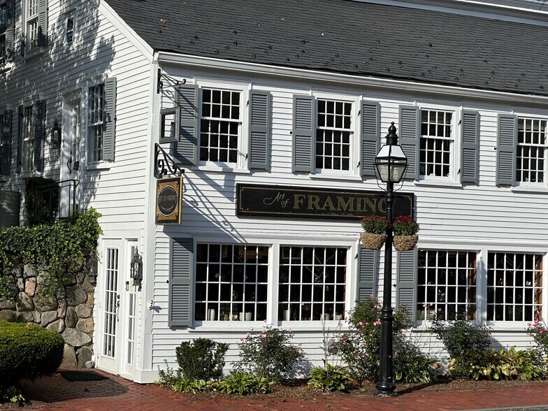 More Photos Of 10 Maple St, Middleton Office For Lease