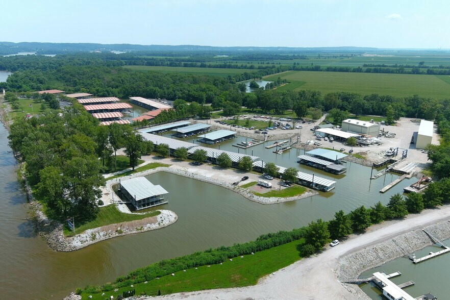 More Photos Of 6247 Highway V, Saint Charles Marina For Sale