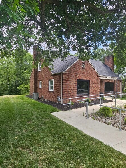 More Photos Of 1272 Dutilh Rd, Cranberry Township Office Residential For Sale