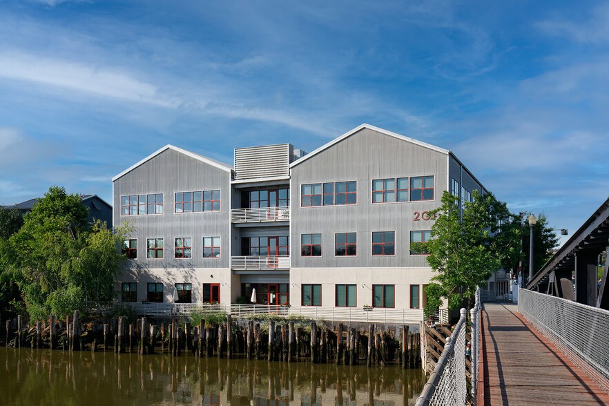 Primary Photo Of 201 1st St, Petaluma Office For Lease